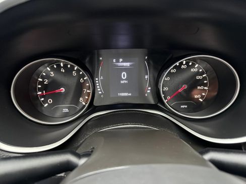 Used 2020 Jeep Compass Latitude image 16