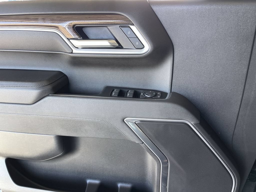 Certified 2026 Chevrolet Silverado 1500 LT AWD/4WD image 22