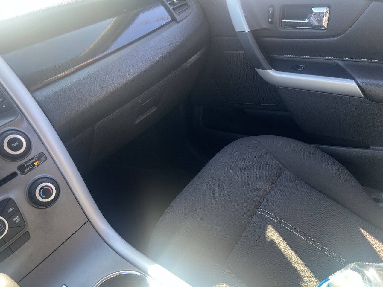 Used 2014 Ford Edge SE w/ Equipment Group 101A AWD/4WD image 4