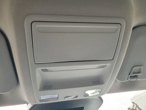 Certified 2023 Ford Escape SE w/ PHEV Premium Package image 21