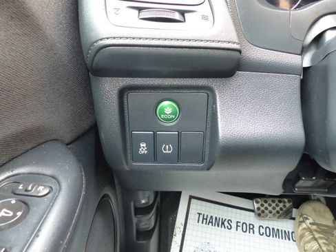 Used 2019 Honda HR-V Sport image 22