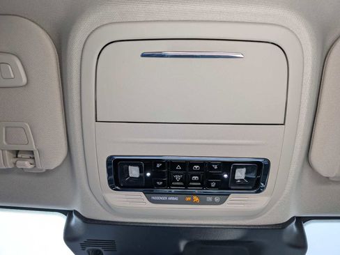 New 2026 Lincoln Corsair Premiere image 26