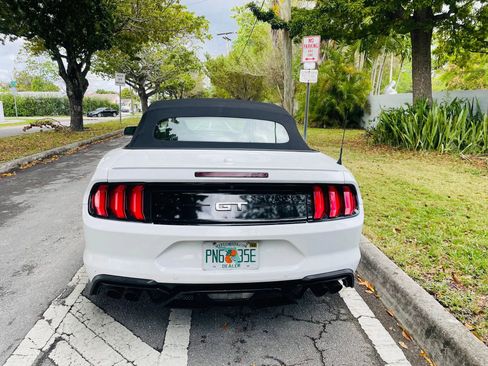 Used 2021 Ford Mustang GT Premium image 4