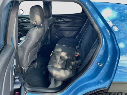 Used 2023 Chevrolet TrailBlazer RS w/ Convenience Package AWD/4WD image 23