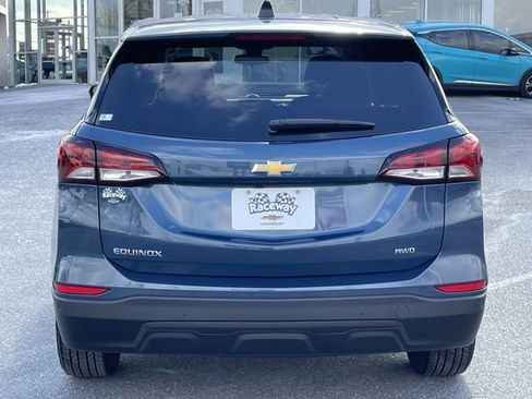 Certified 2024 Chevrolet Equinox LS w/ LS Convenience Package image 12