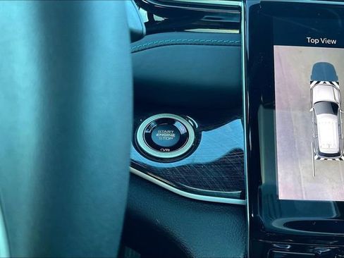 Used 2022 Jeep Grand Cherokee Trailhawk w/ Advanced Protech Group II image 27