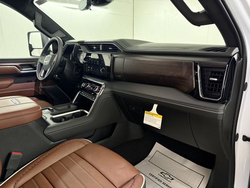 New 2026 GMC Sierra 3500 Denali Ultimate w/ Snow Plow Prep/Camper Package image 42