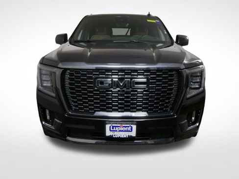 Used 2023 GMC Yukon Denali Ultimate AWD/4WD image 10