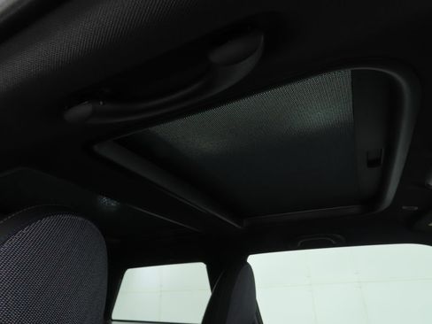 Used 2026 MINI Cooper 2-Door Hardtop FWD image 24