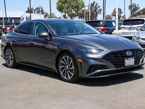 Used 2023 Hyundai Sonata Limited FWD image 3