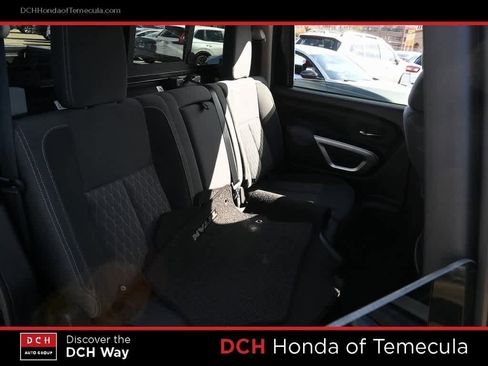 Used 2024 Nissan Titan SV w/ SV Convenience Package image 20