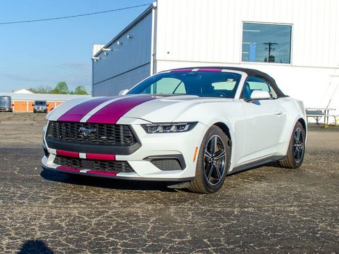 Used 2024 Ford Mustang Premium RWD image 7