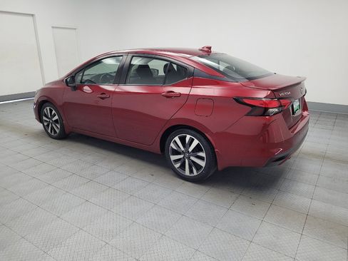Used 2021 Nissan Versa SR w/ Convenience Package FWD image 3