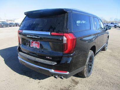 New 2026 GMC Yukon XL Denali w/ Sun & Power Step Package