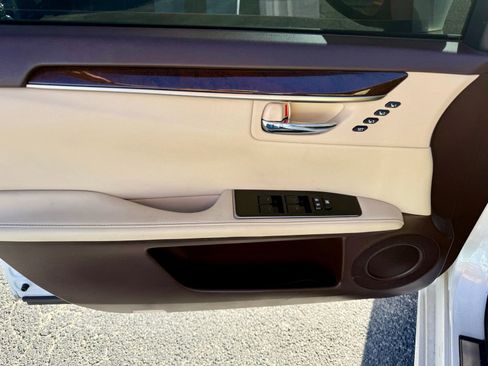 Used 2017 Lexus ES 350 image 11