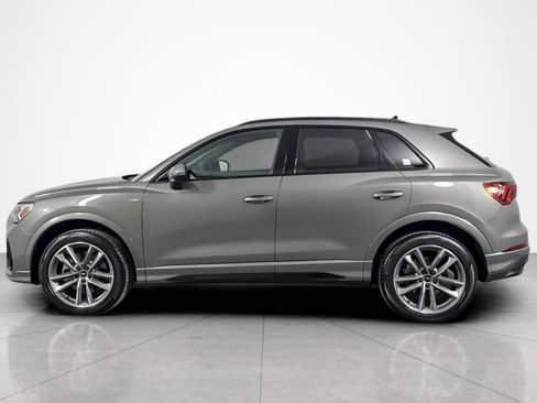 Used 2025 Audi Q3 2.0T Premium w/ Convenience Package AWD/4WD image 2
