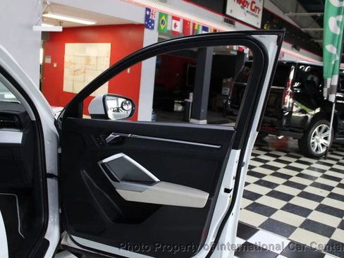 Used 2020 Audi Q3 2.0T Premium image 31