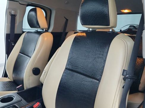 Used 2013 Toyota FJ Cruiser Base image 15