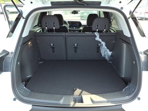 New 2026 Chevrolet TrailBlazer LS w/ LS Convenience Package FWD image 9