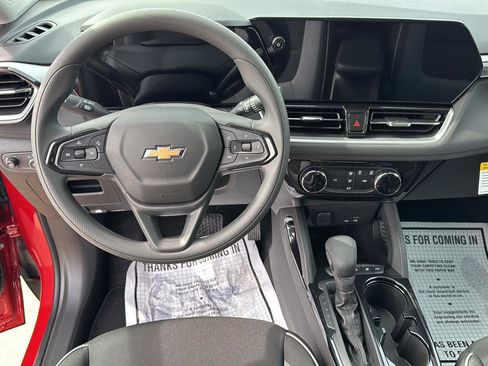 New 2026 Chevrolet TrailBlazer LT w/ Driver Confidence Package AWD/4WD image 10