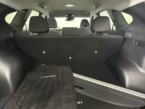 Used 2025 Hyundai Tucson SEL FWD image 29