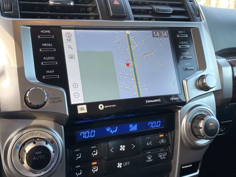 Used 2022 Toyota 4Runner Limited image 35