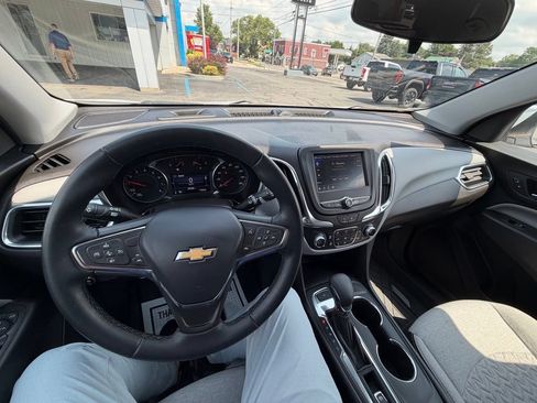 Certified 2023 Chevrolet Equinox LT AWD/4WD image 11