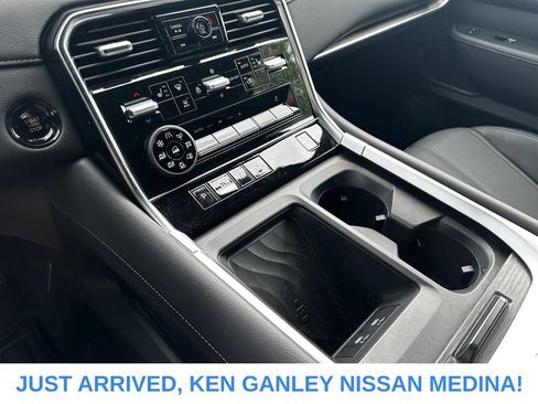 Used 2025 Nissan Armada SL w/ Captain's Chari Seat Package AWD/4WD image 10