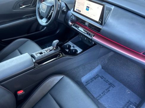 Used 2024 Toyota Prius Prime image 14