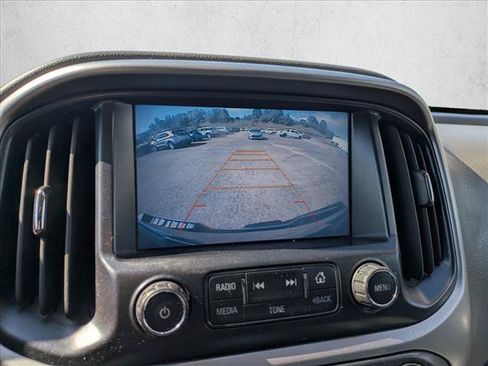 Used 2016 Chevrolet Colorado LT w/ LT Convenience Package RWD image 14