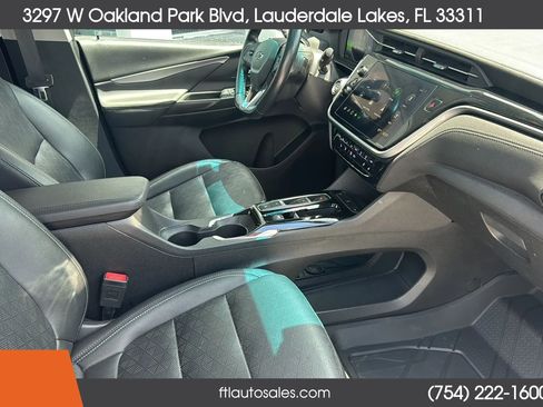 Used 2023 Chevrolet Bolt LT FWD image 40