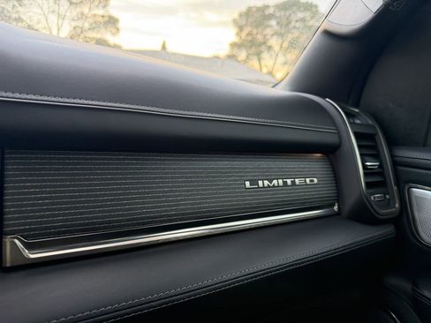 Used 2019 RAM 1500 Limited image 22