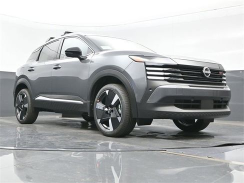 Used 2026 Nissan Kicks SR image 27