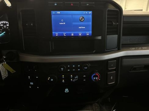 Used 2023 Ford F250 XL w/ XL Chrome Package image 7
