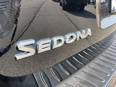 Used 2018 Kia Sedona SX Limited w/ SX Limited Prestige Package FWD image 34