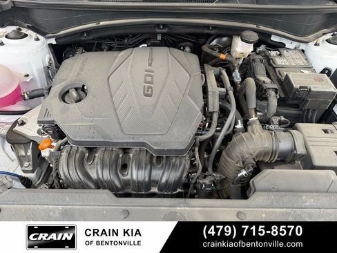 Certified 2025 Kia Sportage EX w/ Premium Package AWD/4WD image 33