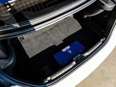 Used 2019 Maserati Ghibli S image 47