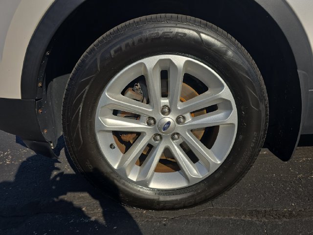 Used 2013 Ford Explorer XLT AWD/4WD image 10