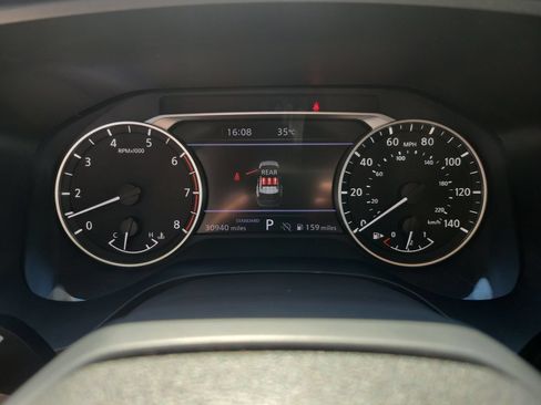 Used 2025 Nissan Rogue SV FWD image 21
