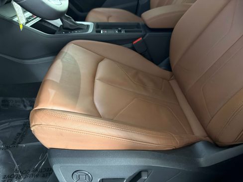 Used 2025 Audi Q3 2.0T Premium AWD/4WD image 39
