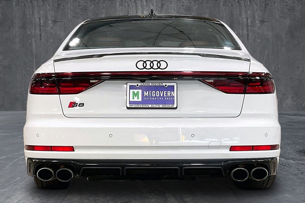Used 2025 Audi S8 w/ Executive Package AWD/4WD image 6