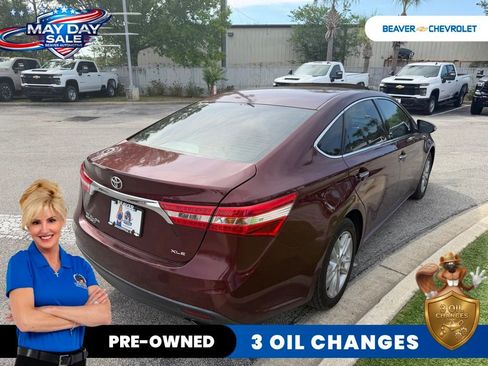 Used 2013 Toyota Avalon XLE Premium FWD image 4