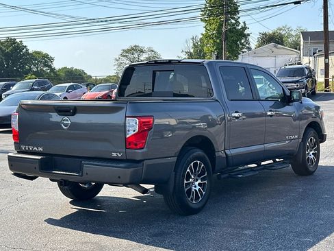 Used 2021 Nissan Titan SV w/ Accessory Utility Package RWD image 5