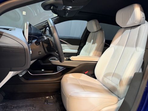 Certified 2024 Cadillac Lyriq Sport RWD image 5