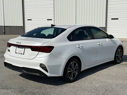 Certified 2024 Kia Forte LXS FWD image 7