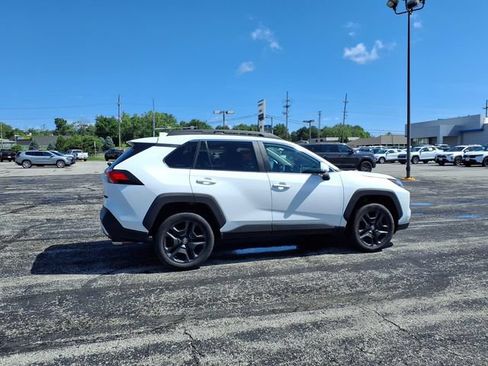 Used 2024 Toyota RAV4 Adventure AWD/4WD image 19