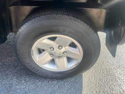 Used 2002 Dodge Ram 1500 Truck SLT image 15