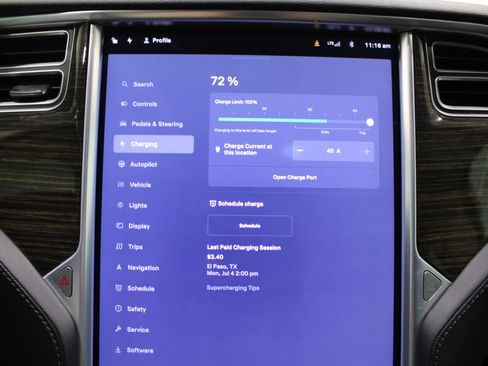 Used 2015 Tesla Model S 70 image 17