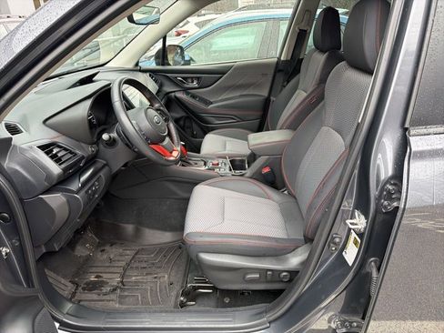 Used 2023 Subaru Forester Sport image 7