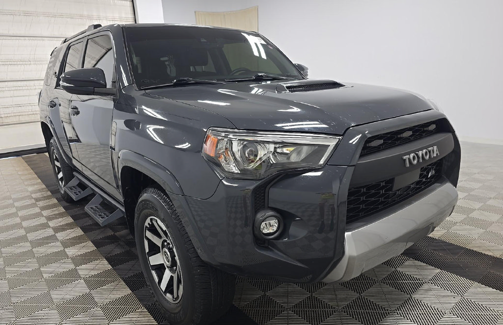 Used 2024 Toyota 4Runner TRD Off-Road Premium w/ Moonroof Package AWD/4WD image 2